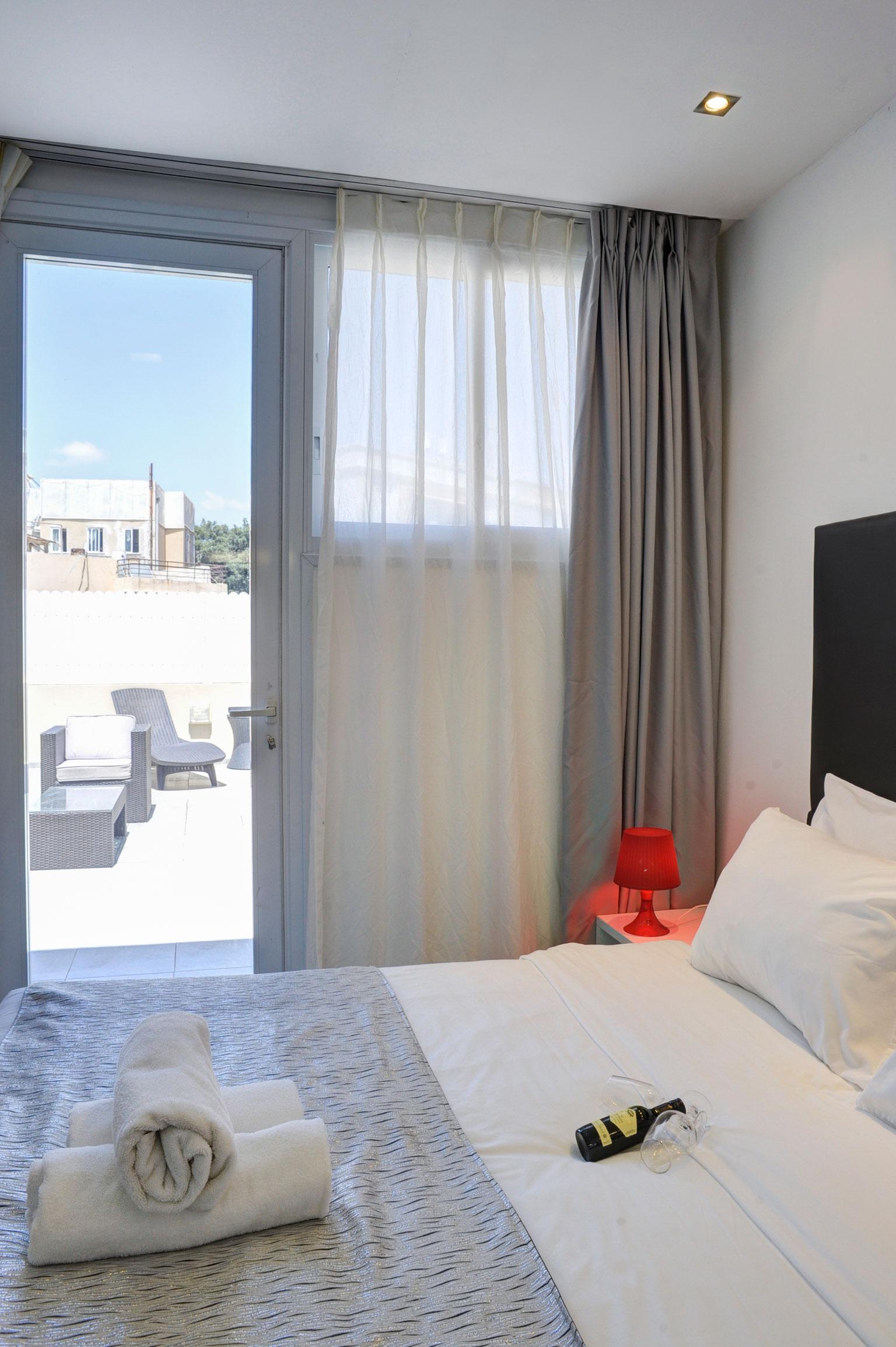 Geula Suites By Raphael Hotels Tel Aviv Esterno foto