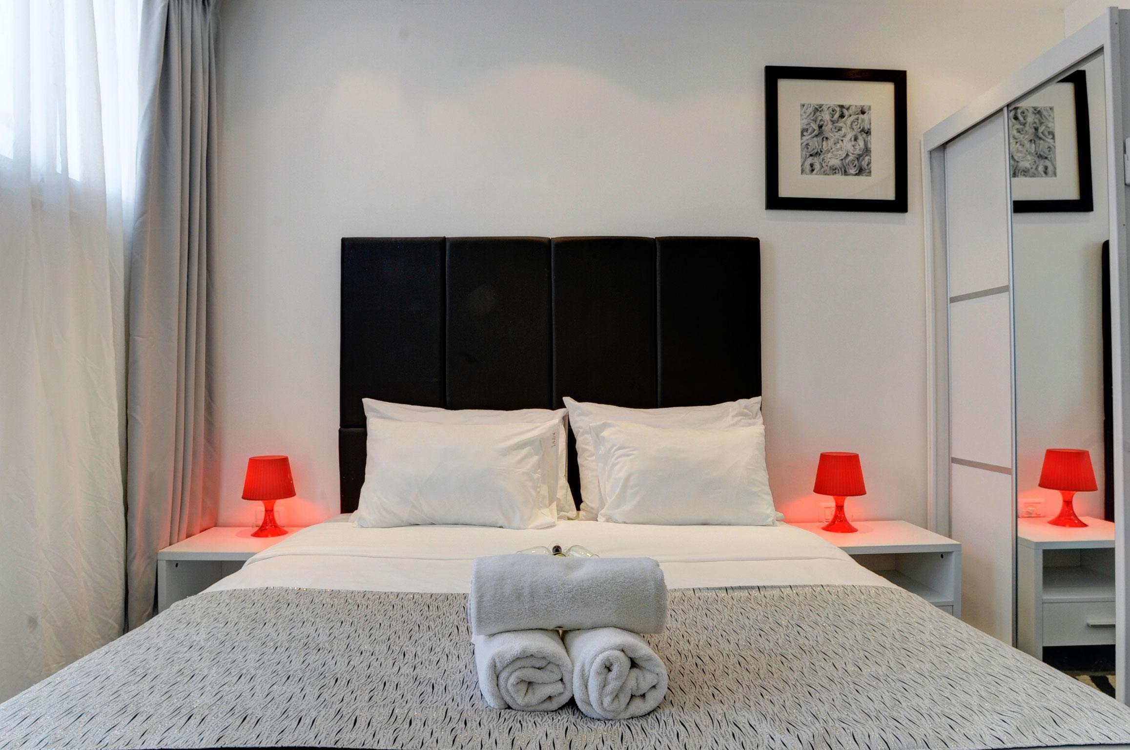 Geula Suites By Raphael Hotels Tel Aviv Esterno foto
