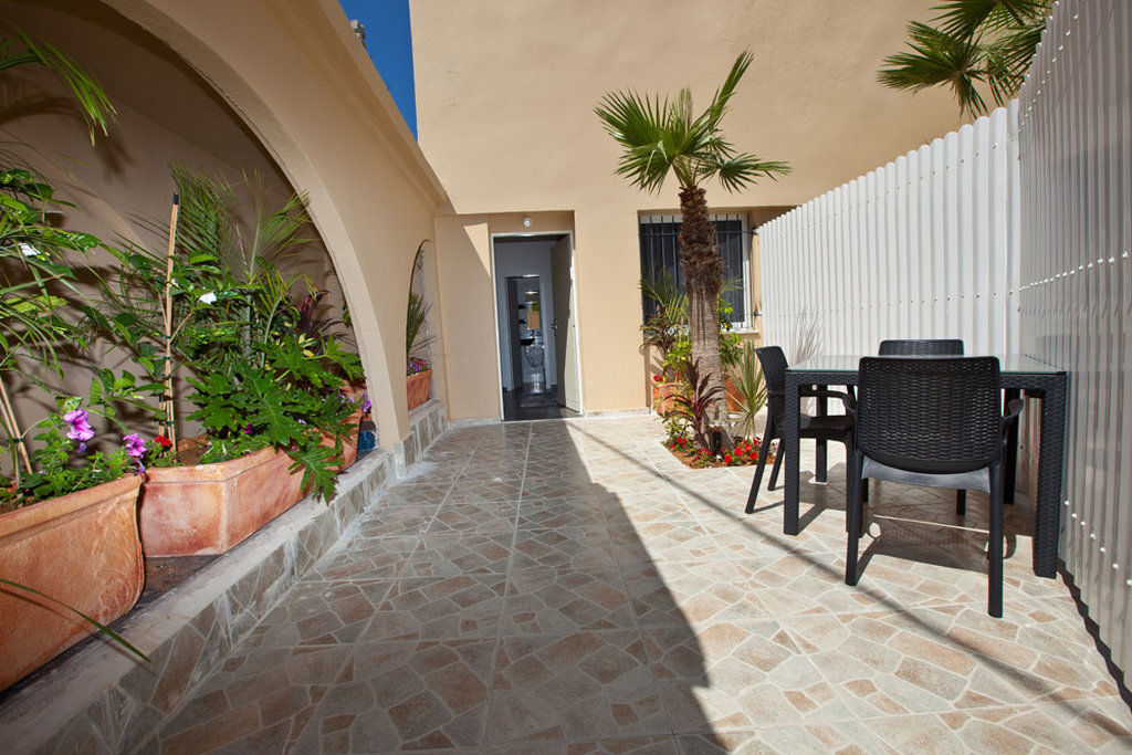 Geula Suites By Raphael Hotels Tel Aviv Esterno foto